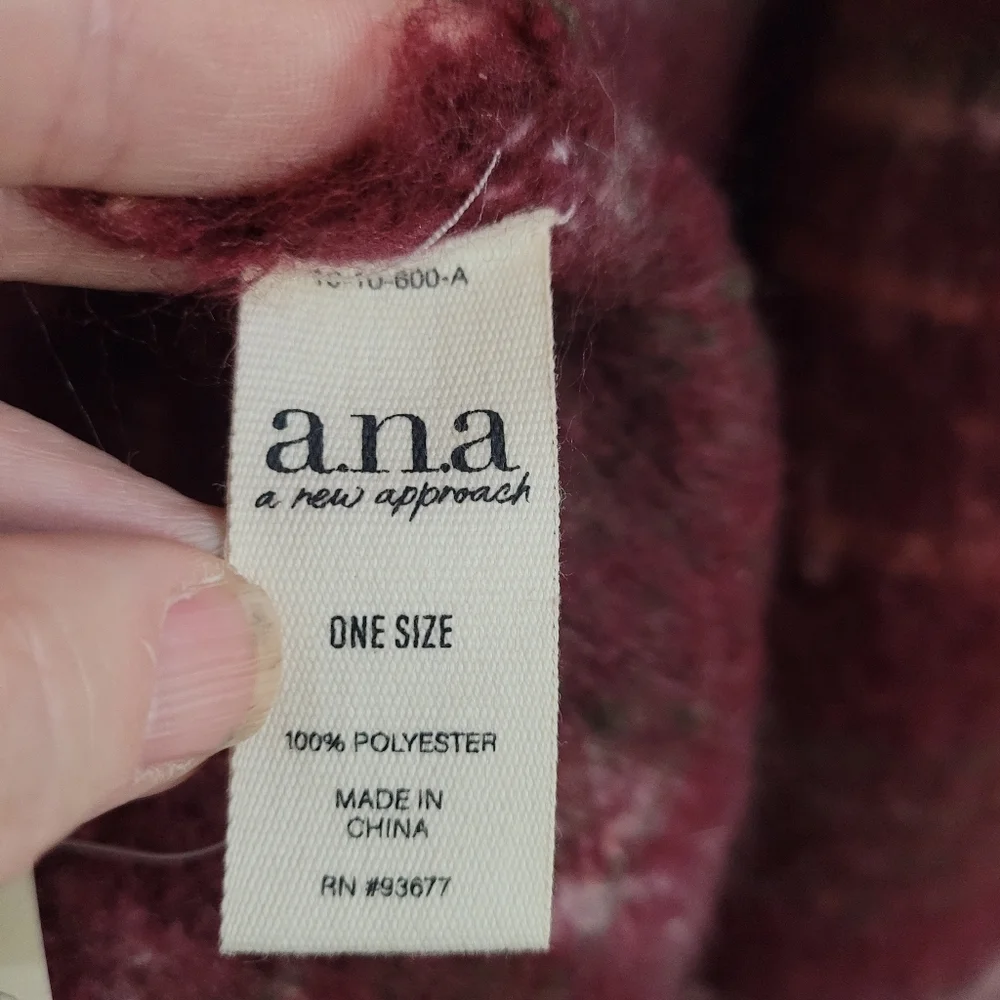 NWT Ana‎ Scarf OS